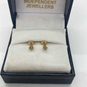Diamond studs 14k